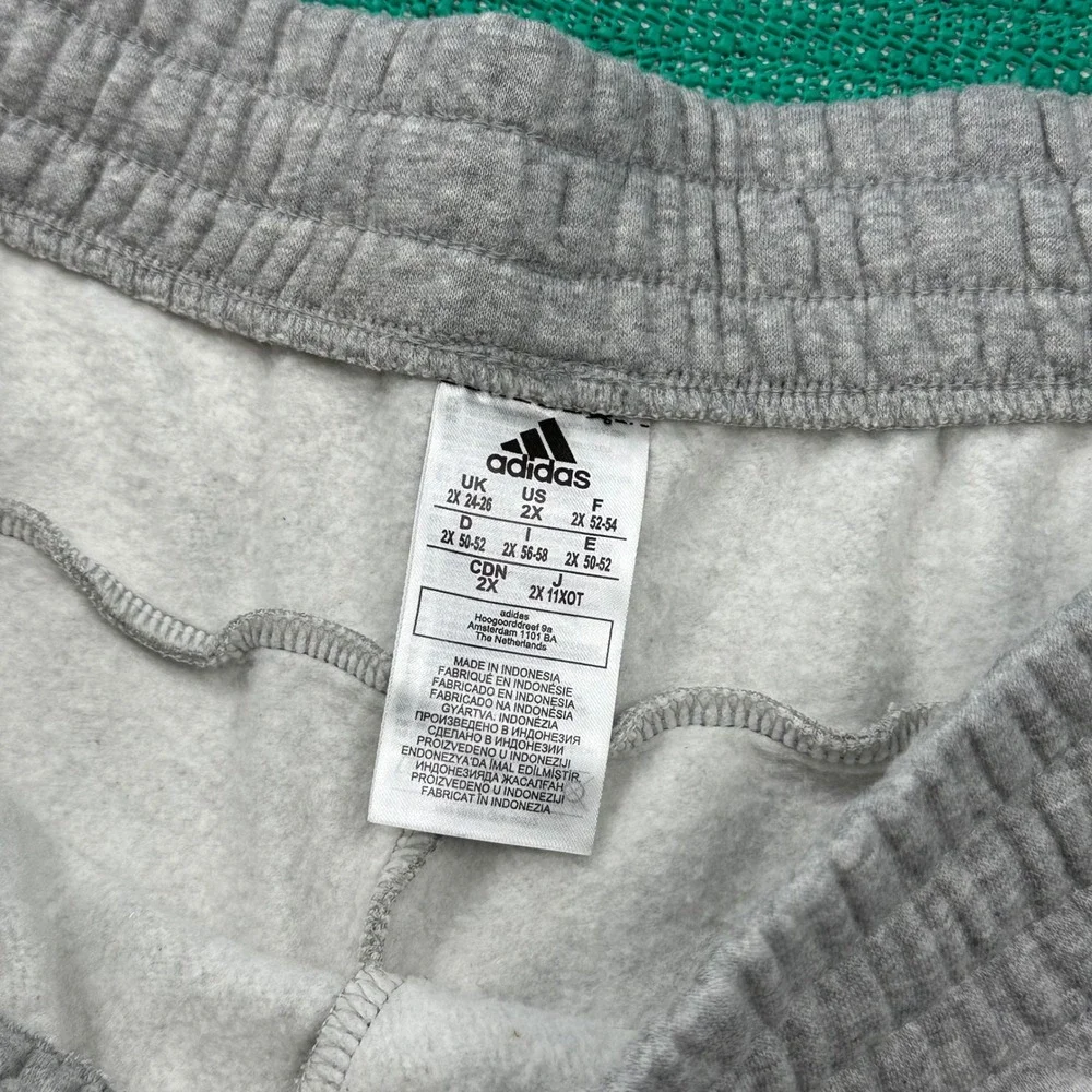 Adidas Mens 2X Heather Gray 3-Stripe Fleece Joggers Sweatpants Tapered Leg